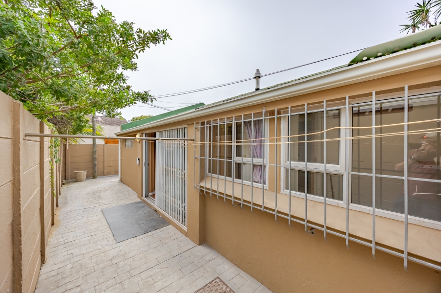 3 Bedroom Property for Sale in Milnerton Central Western Cape